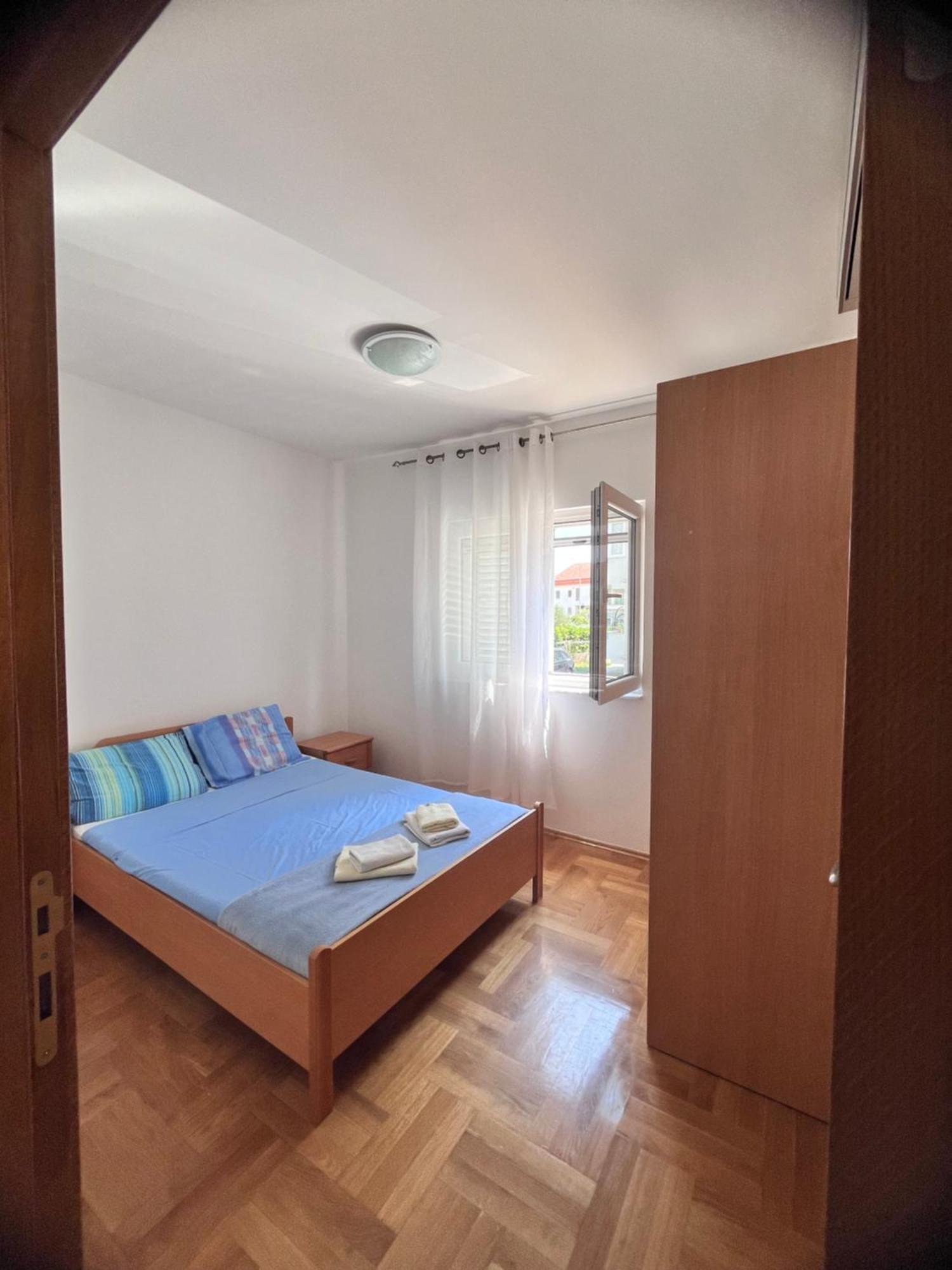 Apartment Belani, Own Parking Тиват Екстер'єр фото