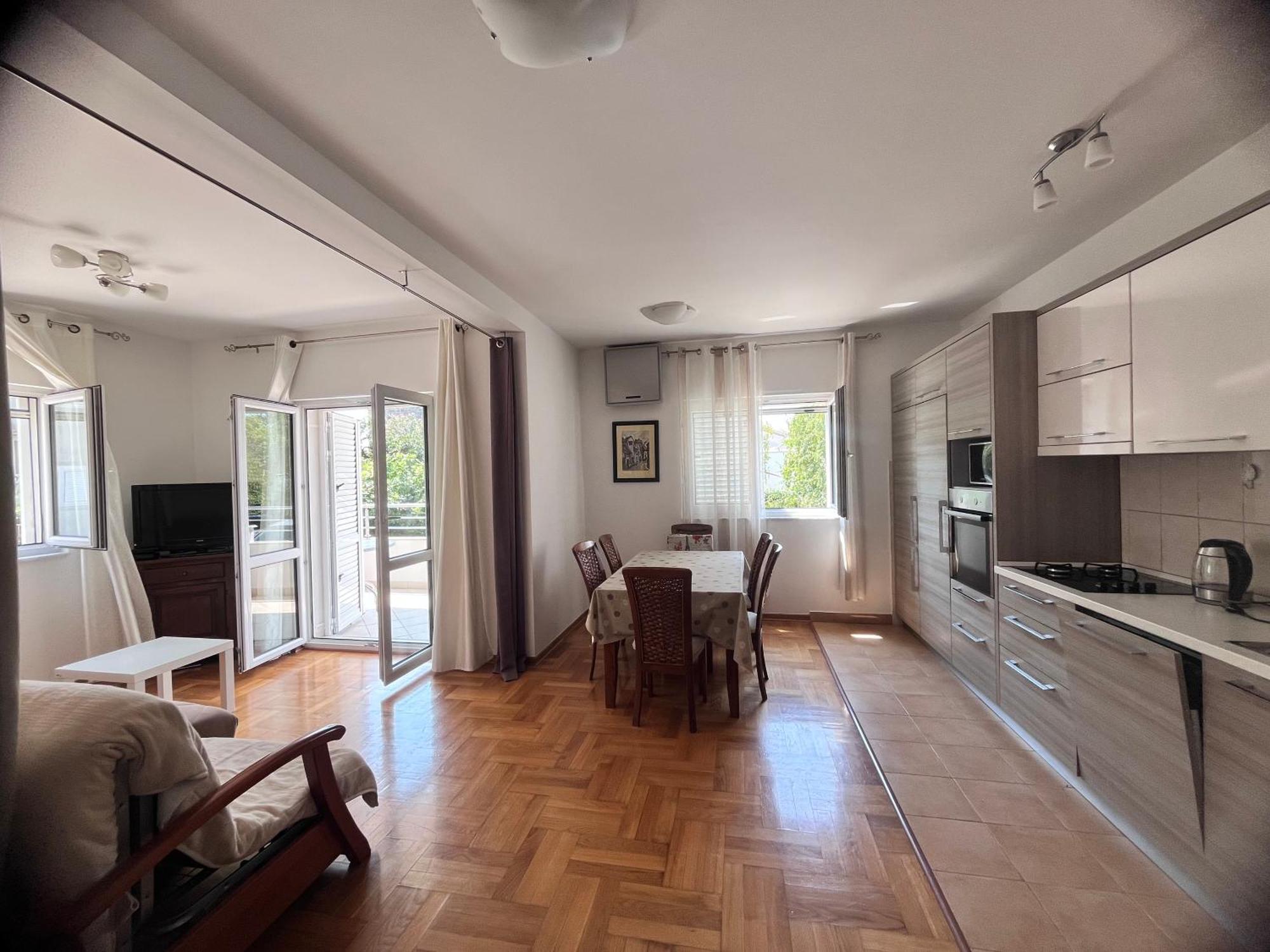 Apartment Belani, Own Parking Тиват Екстер'єр фото